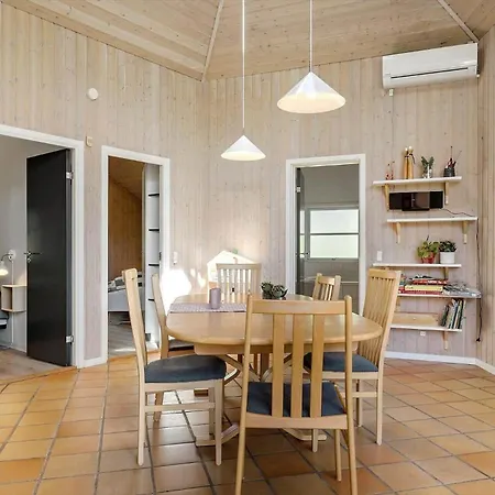 2400-romo-gertrud-rasksvej-5 * Kongsmark